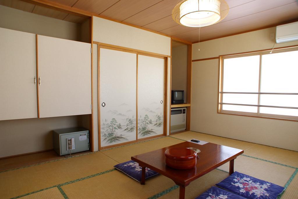 Hotel Elm Ishiuchi Minamiuonuma Extérieur photo