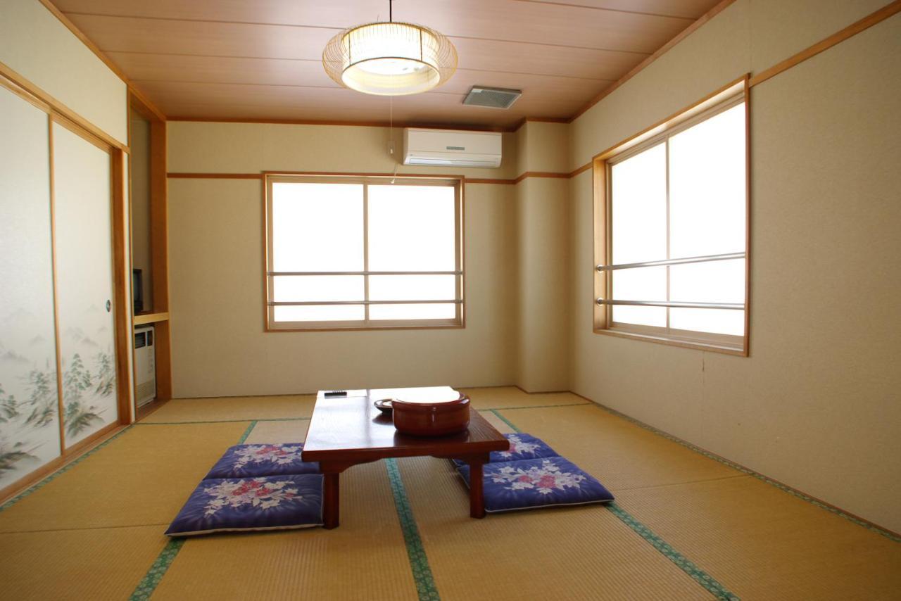 Hotel Elm Ishiuchi Minamiuonuma Extérieur photo